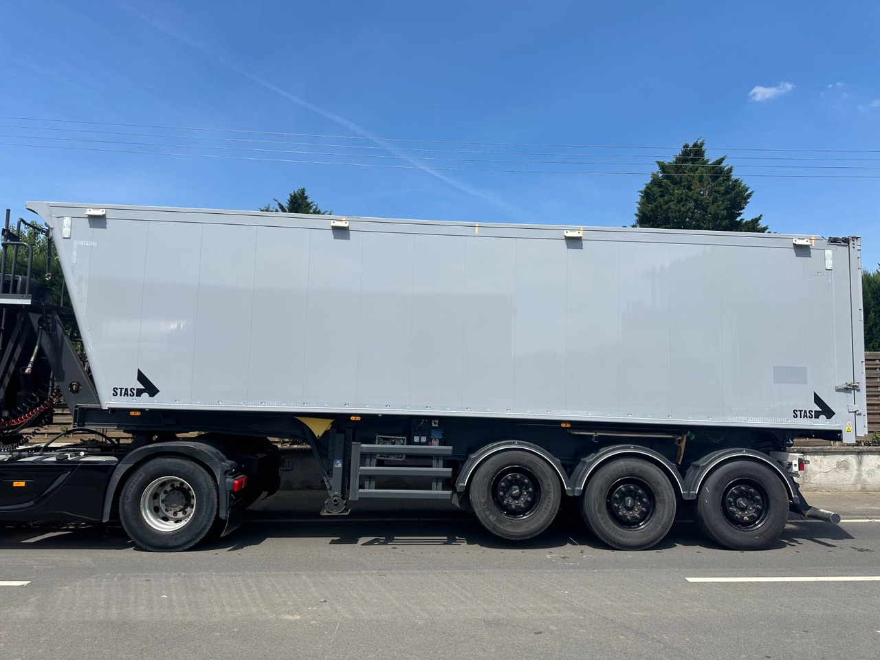 Puspiekabe pašizgāzējs Stas S300CX/AgroSTAR/49m³/2x Lift/ Alu: foto 1