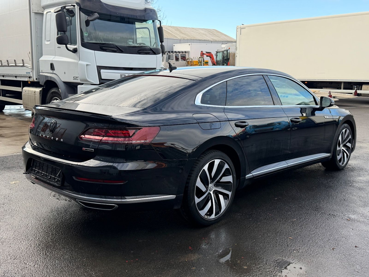 Volkswagen Arteon R-Line 4Motion Head-Up, Dynaudio, Ahk - Sedans: foto 5 Volkswagen Arteon R-Line 4Motion Head-Up, Dynaudio, Ahk - Sedans: foto 5