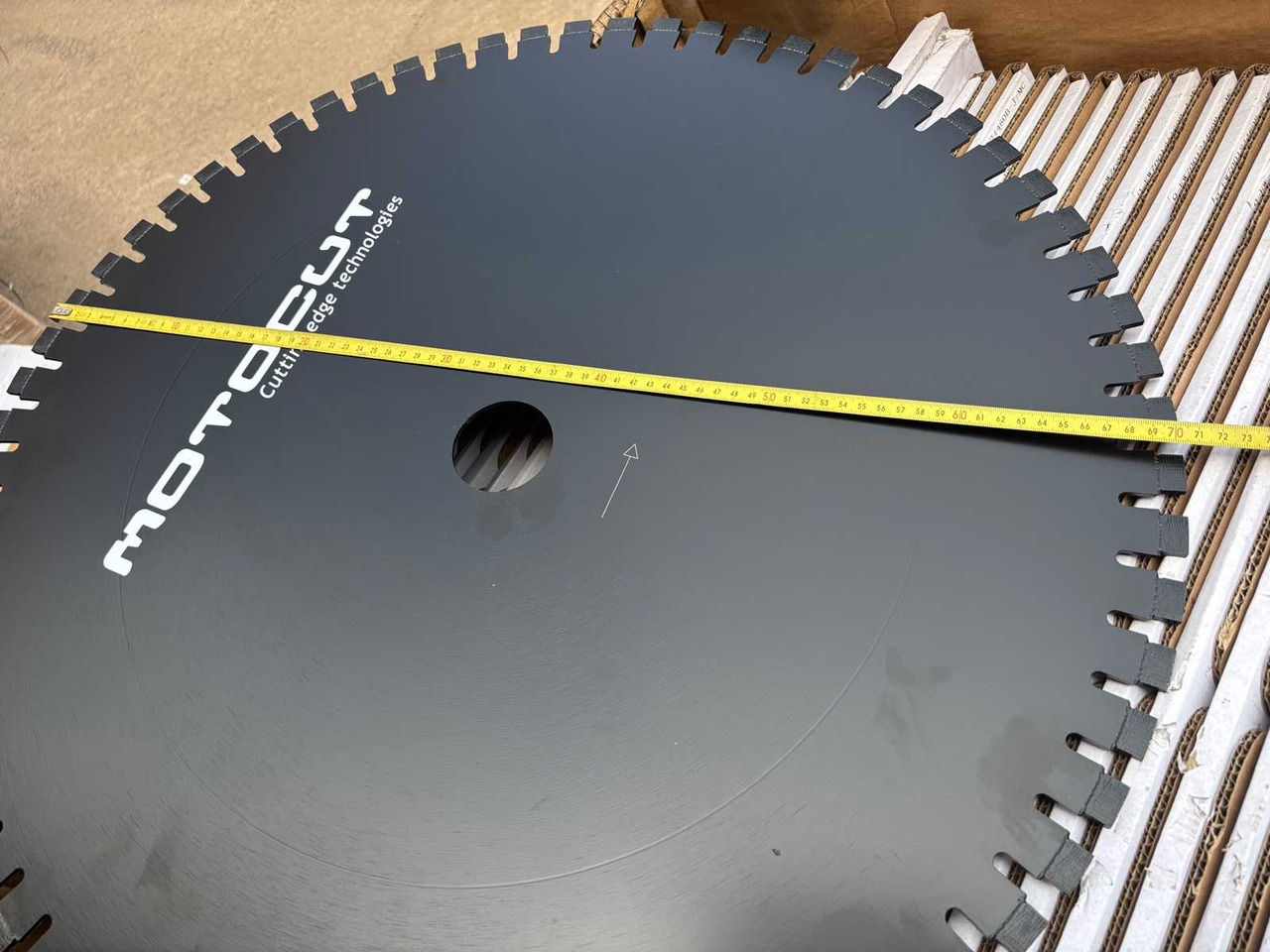 Diamond blade 700mmx60mm - Betonēšanas iekārta: foto 2 Diamond blade 700mmx60mm - Betonēšanas iekārta: foto 2
