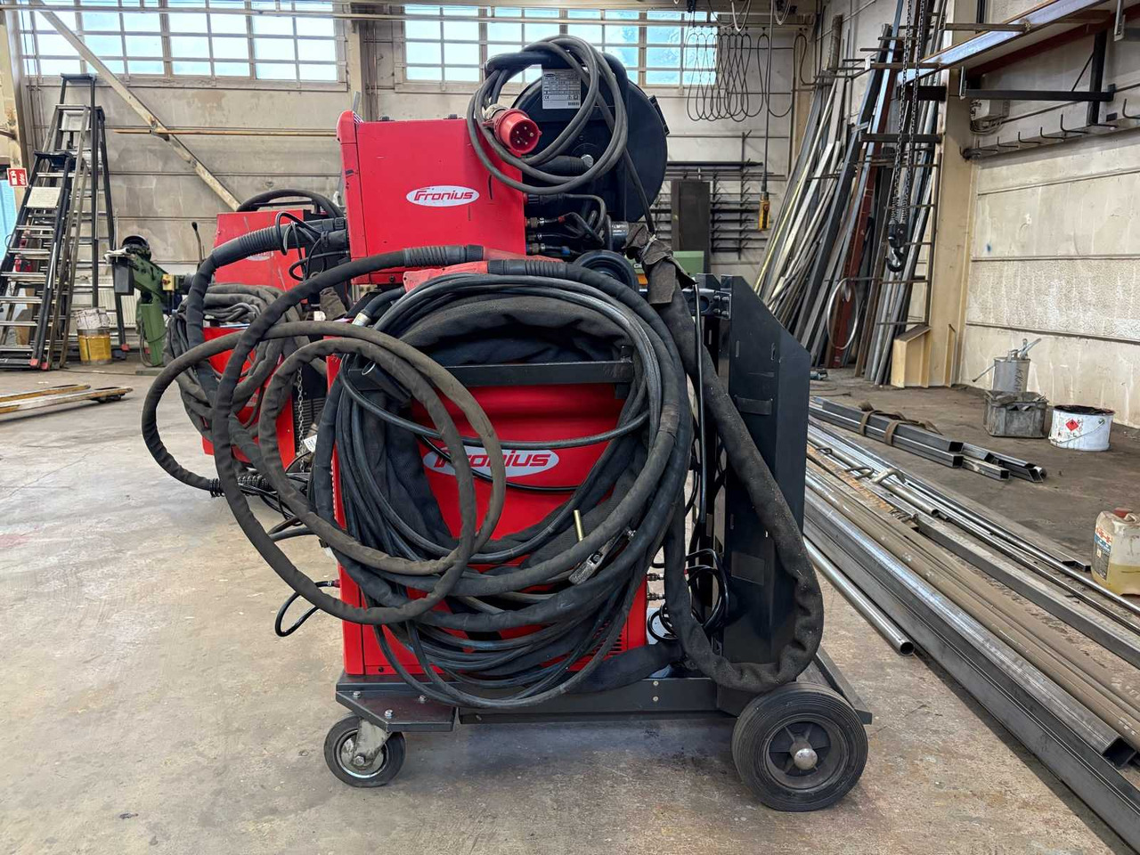 Fronius TransPuls Synergic 2700 Duo welding machine - Metināšanas iekārtas: foto 4 Fronius TransPuls Synergic 2700 Duo welding machine - Metināšanas iekārtas: foto 4