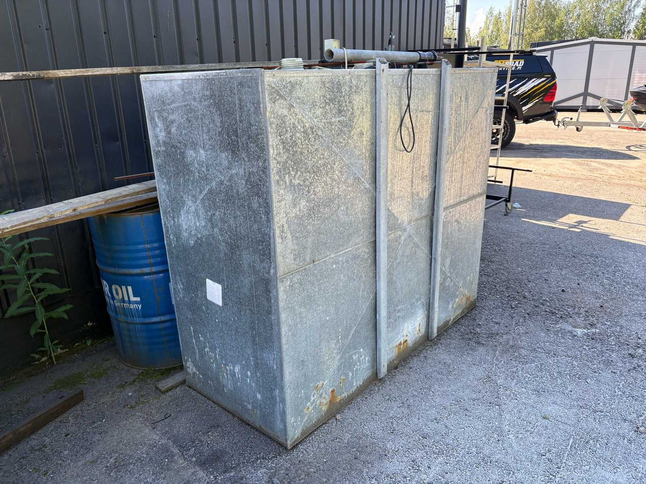Solvent tank with safety cage - Uzglabāšanas tvertne: foto 4 Solvent tank with safety cage - Uzglabāšanas tvertne: foto 4
