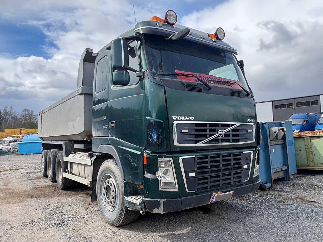 Volvo FH 16,580 truck - Kravas automašīna pašizgāzējs: foto 3 Volvo FH 16,580 truck - Kravas automašīna pašizgāzējs: foto 3