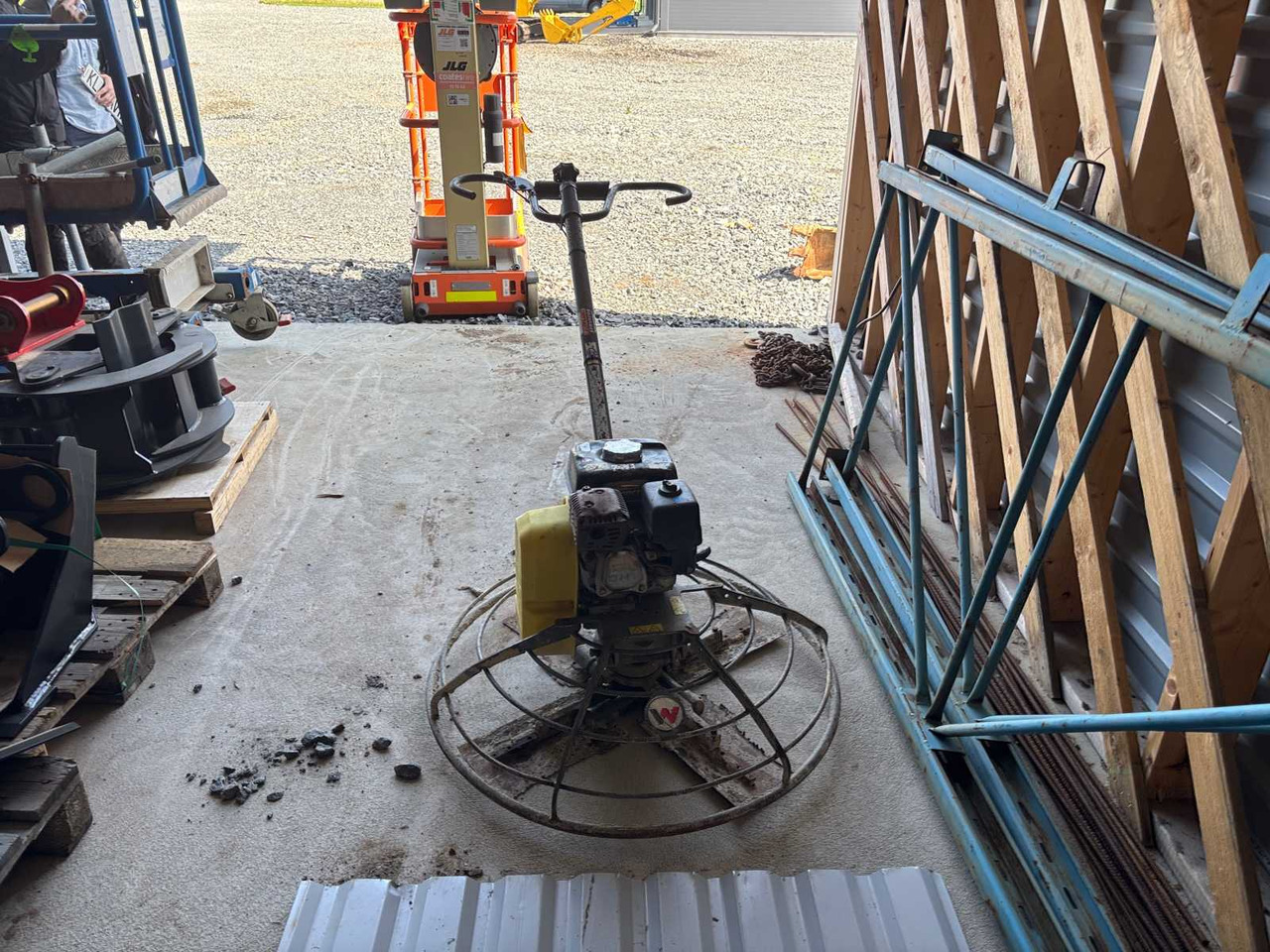 Wacker Neuson Trowel CT 36-5A concrete grinder - Betona maisītājs: foto 4 Wacker Neuson Trowel CT 36-5A concrete grinder - Betona maisītājs: foto 4