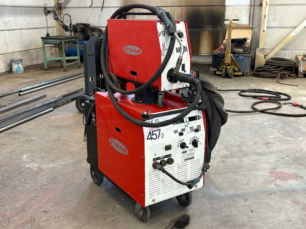 Welding machine Fronius Vario Star 457-2 and VR-57 - Metināšanas iekārtas: foto 1 Welding machine Fronius Vario Star 457-2 and VR-57 - Metināšanas iekārtas: foto 1
