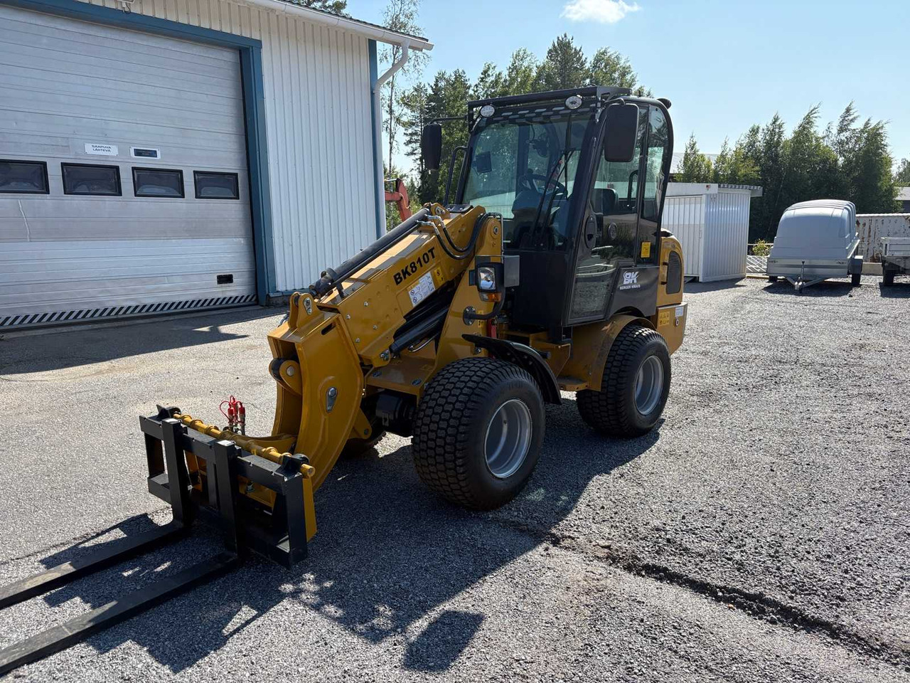 Wheel loader Berger Kraus 810T - Teleskopiskais riteņu iekrāvējs: foto 1 Wheel loader Berger Kraus 810T - Teleskopiskais riteņu iekrāvējs: foto 1