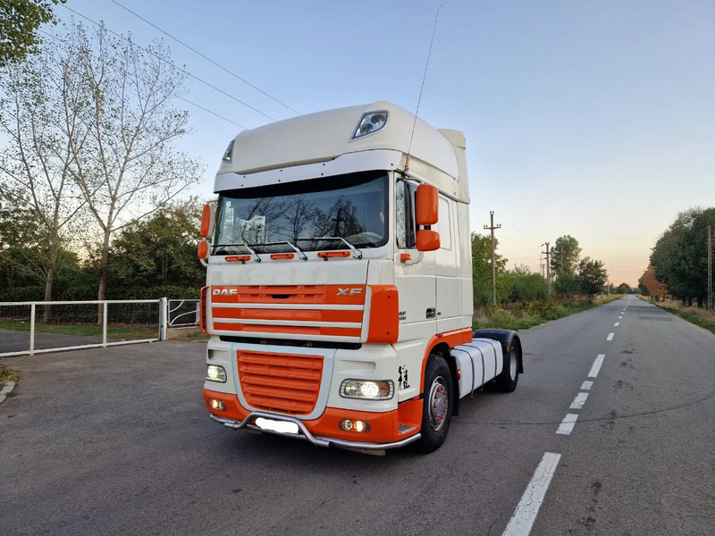DAF XF 105.460 Manual - Termināļa traktors: foto 2 DAF XF 105.460 Manual - Termināļa traktors: foto 2
