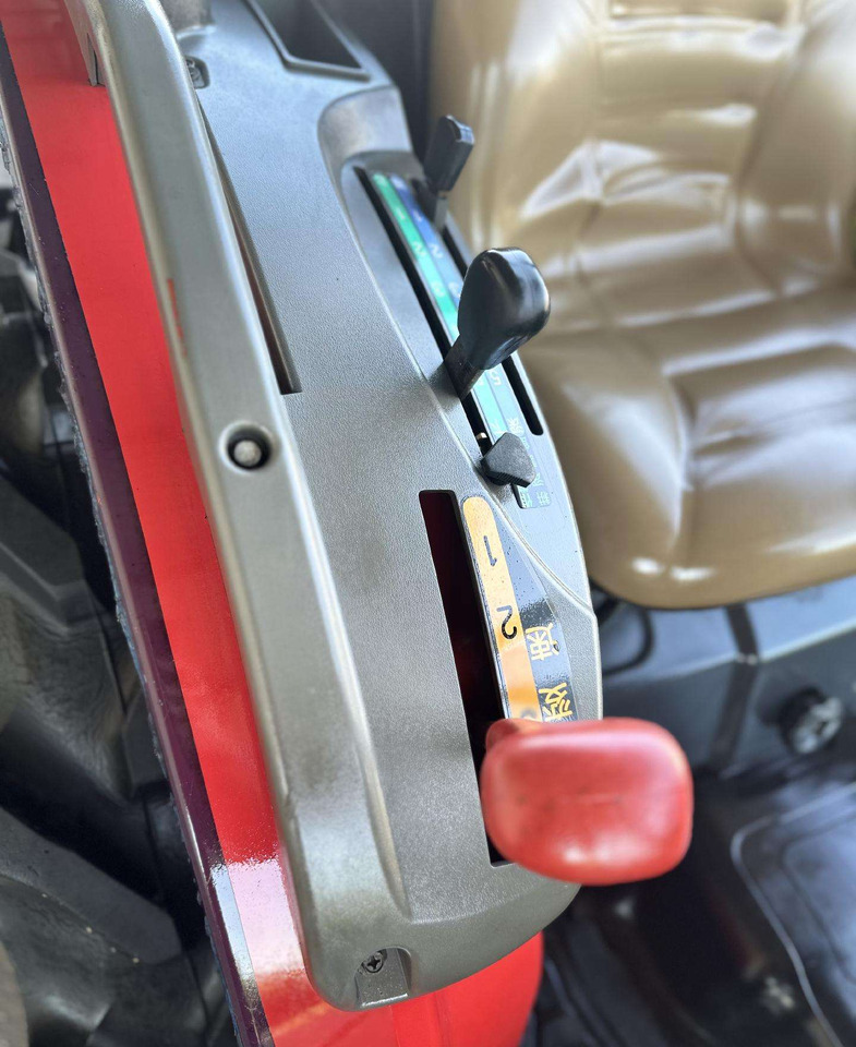 Yanmar EF222 - Traktors: foto 3 Yanmar EF222 - Traktors: foto 3