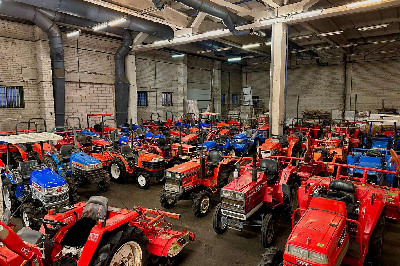 Yanmar F180 - Traktors: foto 4 Yanmar F180 - Traktors: foto 4