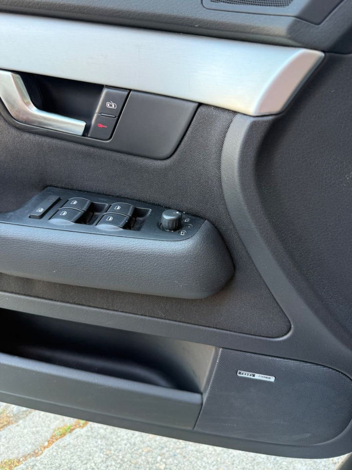 Vieglā automašīna Audi A4 Avant 2.7 TDI S-LINE XENON NAVI TÜV 05/27: foto 12