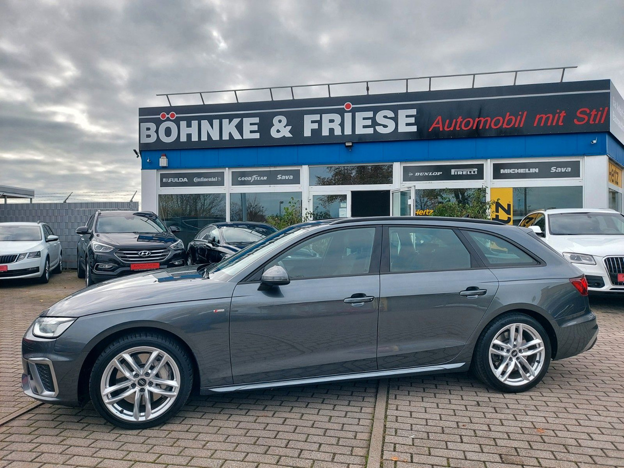 Audi A4 Avant 50 TDI Quattro S-Line Pano ACC Radar - Universālis: foto 3 Audi A4 Avant 50 TDI Quattro S-Line Pano ACC Radar - Universālis: foto 3