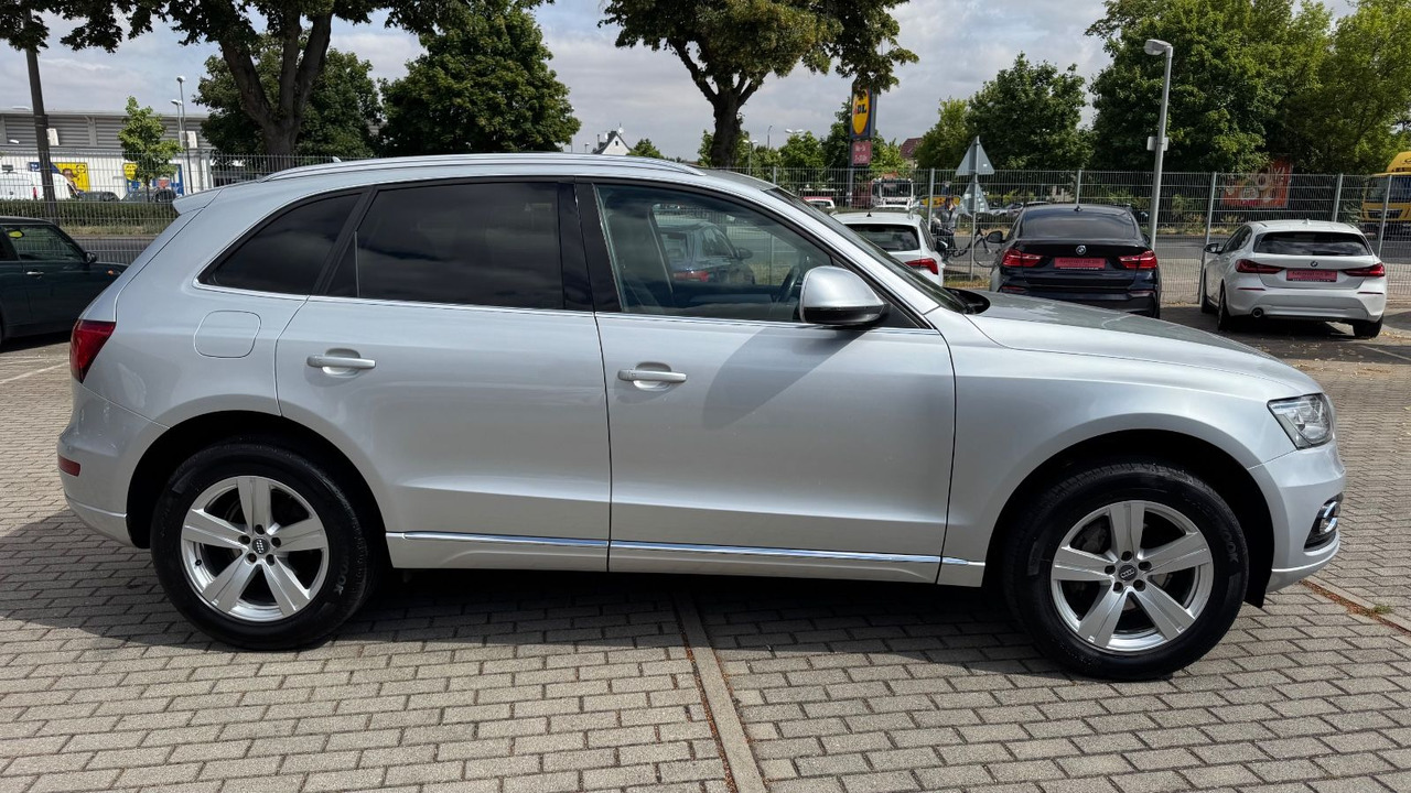 Audi Q5 2.0 TFSI tiptronic quattro Leder Xenon Pano - SUV: foto 4 Audi Q5 2.0 TFSI tiptronic quattro Leder Xenon Pano - SUV: foto 4