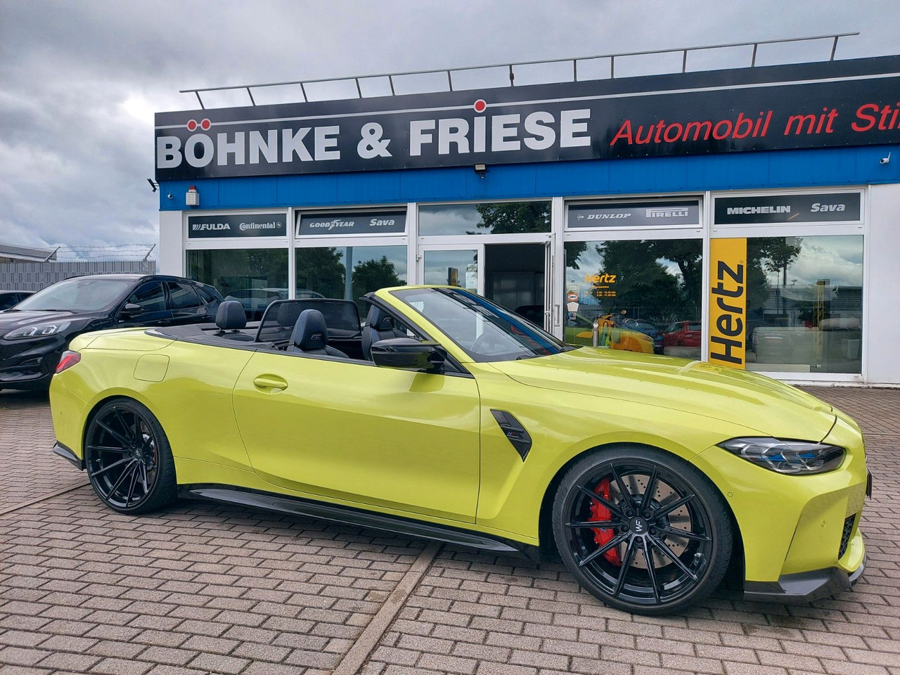 BMW M4 Cabrio G83 xDrive Competition M-Sport H&K - Vieglā automašīna: foto 1 BMW M4 Cabrio G83 xDrive Competition M-Sport H&K - Vieglā automašīna: foto 1