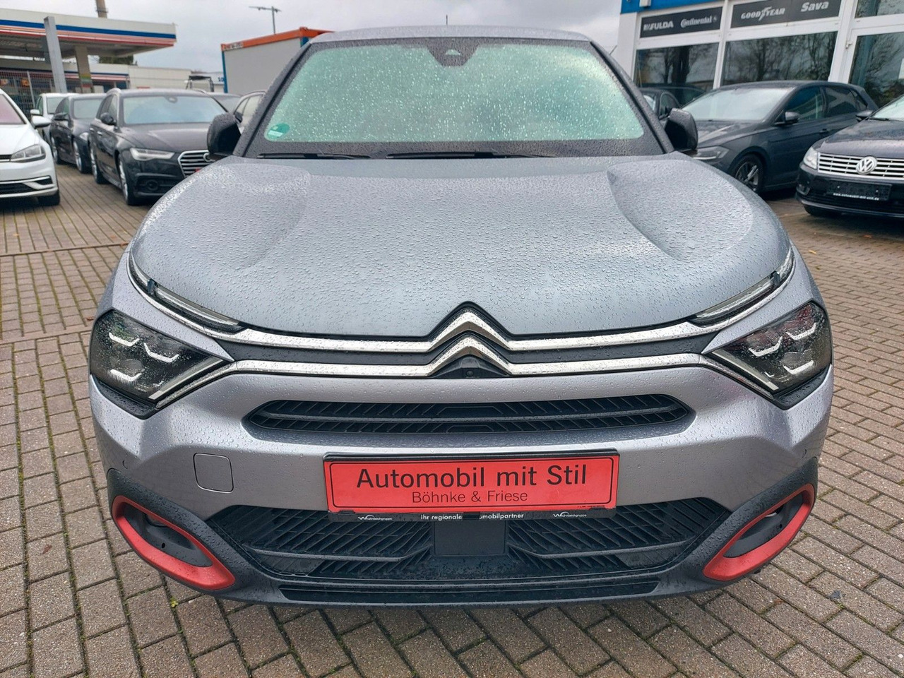 Citroën C4 Lim. Shine Automatik Leder Navi LED uvm. - SUV: foto 2 Citroën C4 Lim. Shine Automatik Leder Navi LED uvm. - SUV: foto 2