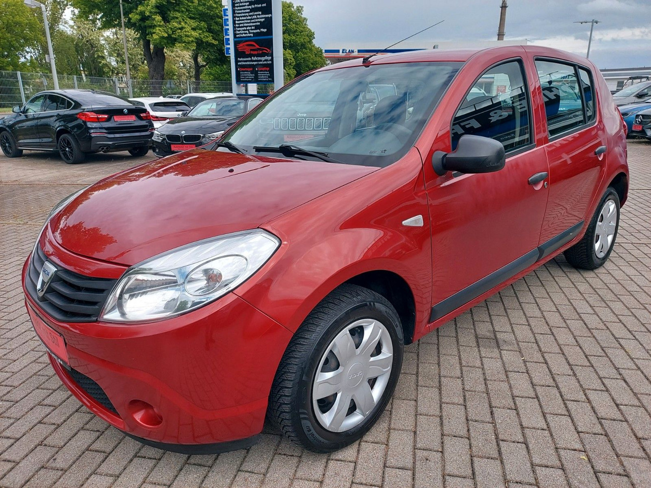Dacia Sandero 1.4 MPI CD-Radio M+S - Sedans: foto 3 Dacia Sandero 1.4 MPI CD-Radio M+S - Sedans: foto 3