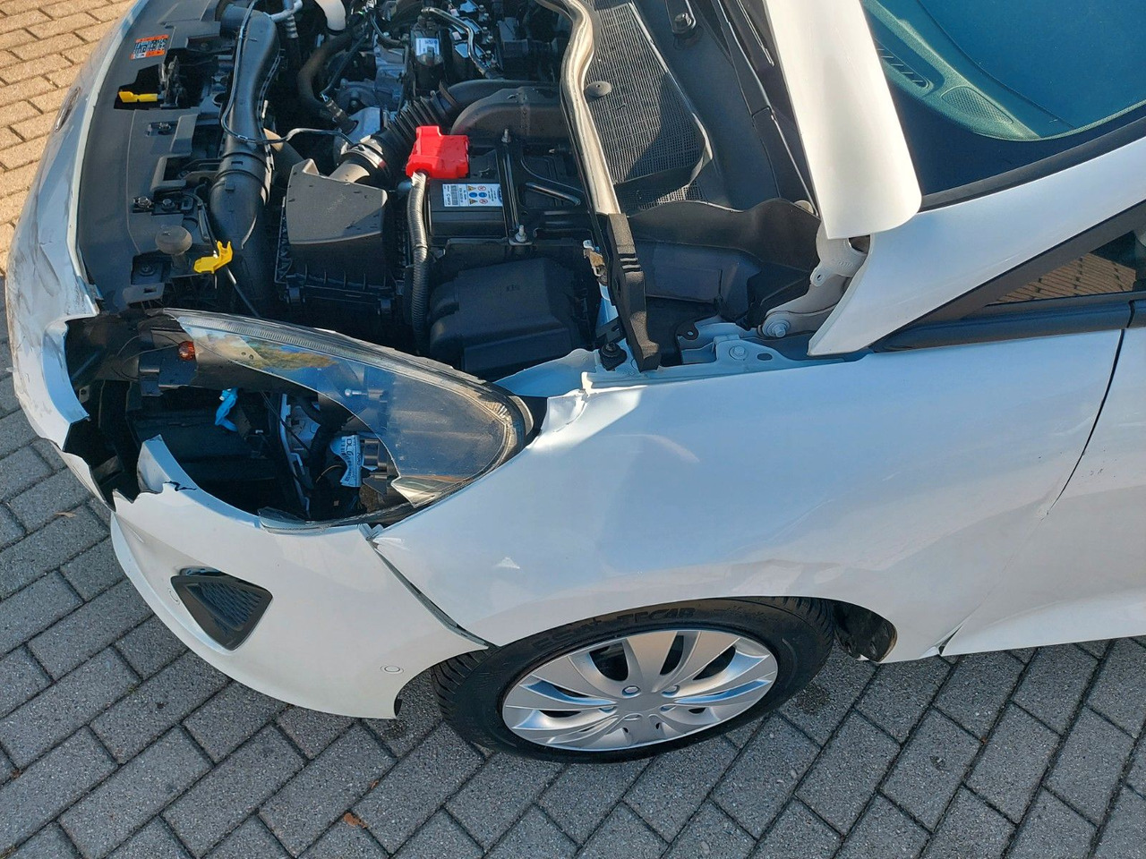 Ford Fiesta Trend KLIMAA. TEMPOMAT SHZ SPURWECHSEL - Vieglā automašīna: foto 2 Ford Fiesta Trend KLIMAA. TEMPOMAT SHZ SPURWECHSEL - Vieglā automašīna: foto 2