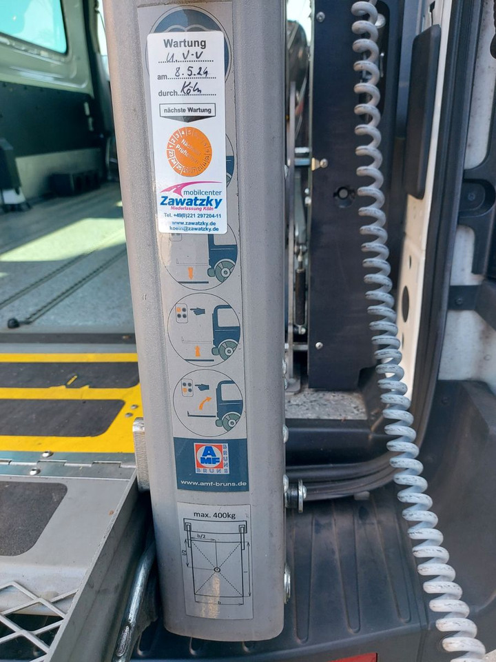 Pasažieru furgons Ford Transit Kombi 350 L3 hoch Trend Rollstuhl Lift: foto 23 Pasažieru furgons Ford Transit Kombi 350 L3 hoch Trend Rollstuhl Lift: foto 23