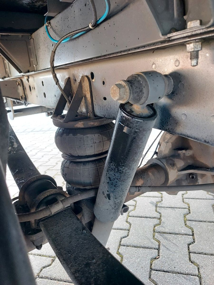 Ford Transit Pritsche 350 L4 extra lang Luftfeder - Automašīna ar kravas platformu: foto 2 Ford Transit Pritsche 350 L4 extra lang Luftfeder - Automašīna ar kravas platformu: foto 2