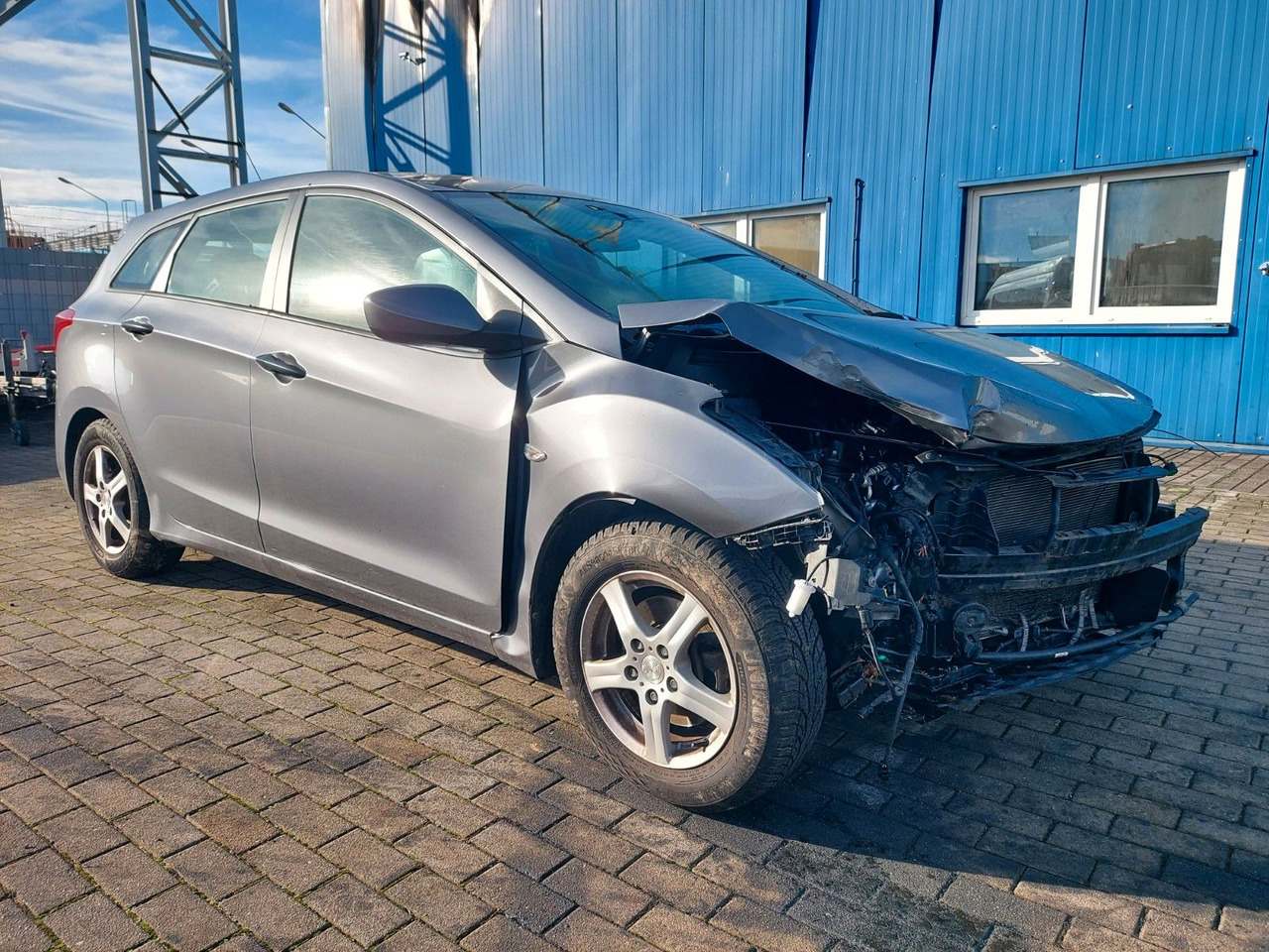 Hyundai i30 cw Classic Klima - Universālis: foto 2 Hyundai i30 cw Classic Klima - Universālis: foto 2