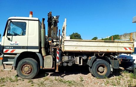 Mercedes-Benz ACTROS 1831 4X4 KRAN MEILER ALLRAD ATLAS KRAN - Kravas automašīna pašizgāzējs, Kravas auto ar manipulatoru: foto 5 Mercedes-Benz ACTROS 1831 4X4 KRAN MEILER ALLRAD ATLAS KRAN - Kravas automašīna pašizgāzējs, Kravas auto ar manipulatoru: foto 5