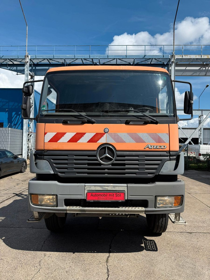 Mercedes-Benz ATEGO 1828 4X4 MEILER + HIAB KRAN 144 FS-3 - Kravas automašīna pašizgāzējs, Kravas auto ar manipulatoru: foto 4 Mercedes-Benz ATEGO 1828 4X4 MEILER + HIAB KRAN 144 FS-3 - Kravas automašīna pašizgāzējs, Kravas auto ar manipulatoru: foto 4