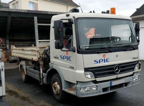 Mercedes-Benz Atego 2 4-Zyl. 4x2 918 4x2 MEILER HIAB066 FERNB - Kravas automašīna pašizgāzējs, Kravas auto ar manipulatoru: foto 2 Mercedes-Benz Atego 2 4-Zyl. 4x2 918 4x2 MEILER HIAB066 FERNB - Kravas automašīna pašizgāzējs, Kravas auto ar manipulatoru: foto 2