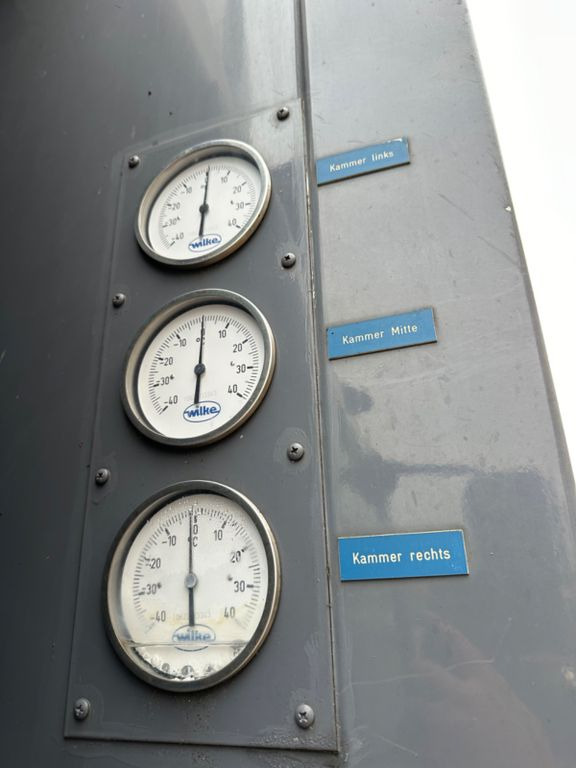 Kravas automašīna refrižerators Mercedes-Benz Axor 1824 EURO 5 CARRIER TIEFKÜHLER 3 KAMERN: foto 18