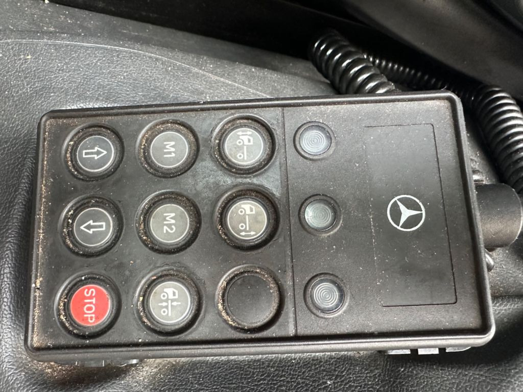 Kravas automašīna refrižerators Mercedes-Benz Axor 1824 EURO 5 CARRIER TIEFKÜHLER 3 KAMERN: foto 11