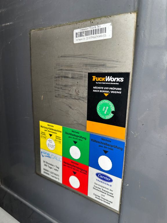 Kravas automašīna refrižerators Mercedes-Benz Axor 1824 EURO 5 CARRIER TIEFKÜHLER 3 KAMERN: foto 17