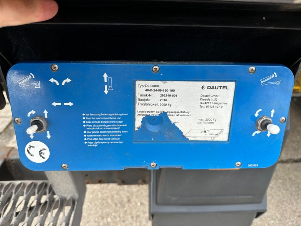 Kravas automašīna refrižerators Mercedes-Benz Axor 1824 EURO 5 CARRIER TIEFKÜHLER 3 KAMERN: foto 12