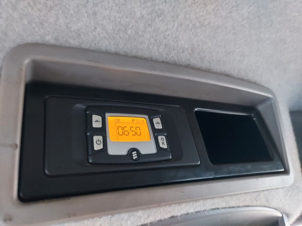 Mercedes-Benz Sprinter II DoKa 316 CDI 4X4 Pritsche 6 Sitze Mercedes-Benz Sprinter II DoKa 316 CDI 4X4 Pritsche 6 Sitze - Furgons ar tentu, Kravas-pasažieru furgons: foto 2 Mercedes-Benz Sprinter II DoKa 316 CDI 4X4 Pritsche 6 Sitze Mercedes-Benz Sprinter II DoKa 316 CDI 4X4 Pritsche 6 Sitze - Furgons ar tentu, Kravas-pasažieru furgons: foto 2