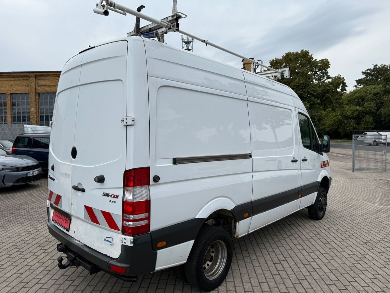 Mercedes-Benz Sprinter II Kasten 516 CDI 4X4 Allrad Standheiz. - Pasažieru furgons: foto 4 Mercedes-Benz Sprinter II Kasten 516 CDI 4X4 Allrad Standheiz. - Pasažieru furgons: foto 4