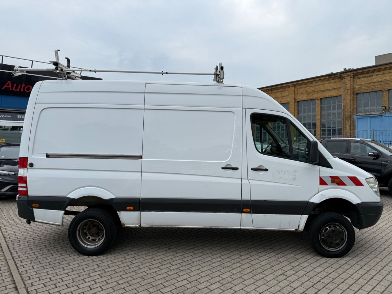 Mercedes-Benz Sprinter II Kasten 516 CDI 4X4 Allrad Standheiz. - Pasažieru furgons: foto 3 Mercedes-Benz Sprinter II Kasten 516 CDI 4X4 Allrad Standheiz. - Pasažieru furgons: foto 3