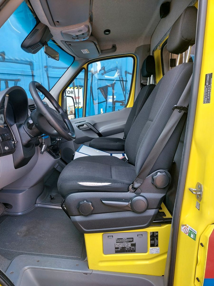 Jaunā Ātrās palīdzības mašīna Mercedes-Benz Sprinter II Pritsche 516 Autom. RTW Ambulance: foto 9
