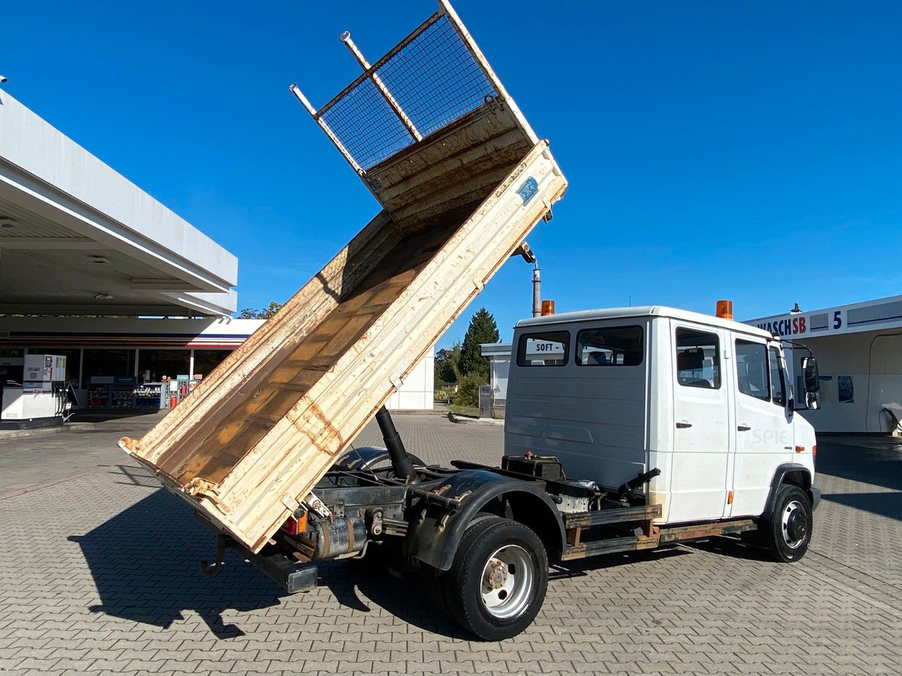 Mercedes-Benz VARIO 816D Doka 3 Seiten Kipper Meiller - Komercauto pašizgāzējs, Kravas-pasažieru furgons: foto 4 Mercedes-Benz VARIO 816D Doka 3 Seiten Kipper Meiller - Komercauto pašizgāzējs, Kravas-pasažieru furgons: foto 4