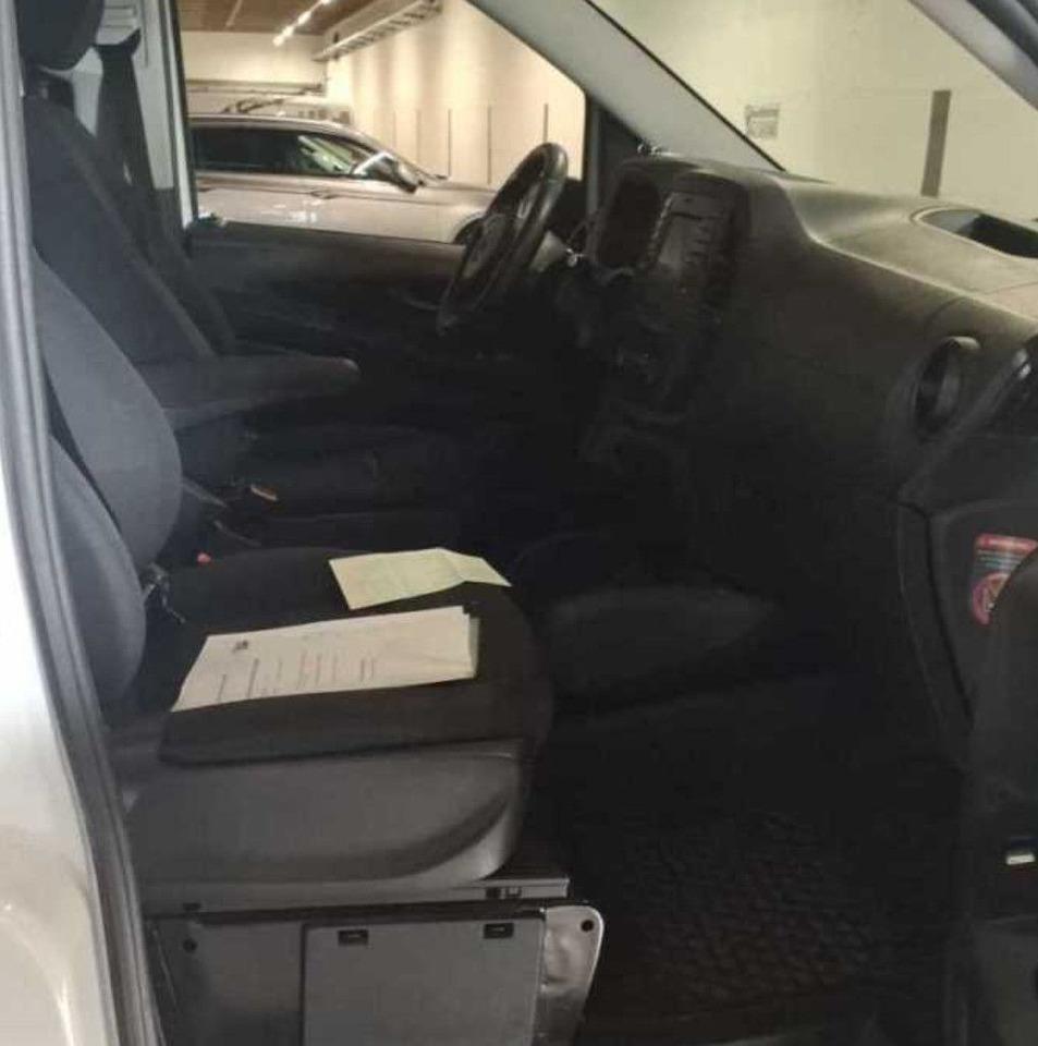 Mercedes-Benz Vito Mixto 119 CDI Lang AUTOMATIK KLIMA - Pasažieru furgons: foto 5 Mercedes-Benz Vito Mixto 119 CDI Lang AUTOMATIK KLIMA - Pasažieru furgons: foto 5