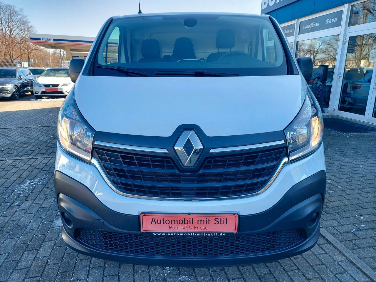 Renault Trafic Kasten L1H1 2,8t Komfort Klima Navi Tempo Renault Trafic Kasten L1H1 2,8t Komfort Klima Navi Tempo - Mikroautobuss, Pasažieru furgons: foto 4 Renault Trafic Kasten L1H1 2,8t Komfort Klima Navi Tempo Renault Trafic Kasten L1H1 2,8t Komfort Klima Navi Tempo - Mikroautobuss, Pasažieru furgons: foto 4