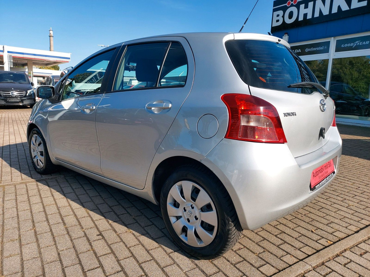 Toyota Yaris Sol Klima - Vieglā automašīna: foto 3 Toyota Yaris Sol Klima - Vieglā automašīna: foto 3