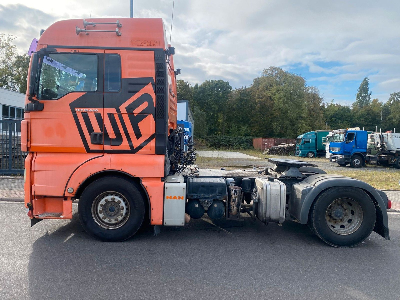 MAN TGX 18.440 4x2 KIPPHYDRAULIK - Vilcējs: foto 1 MAN TGX 18.440 4x2 KIPPHYDRAULIK - Vilcējs: foto 1