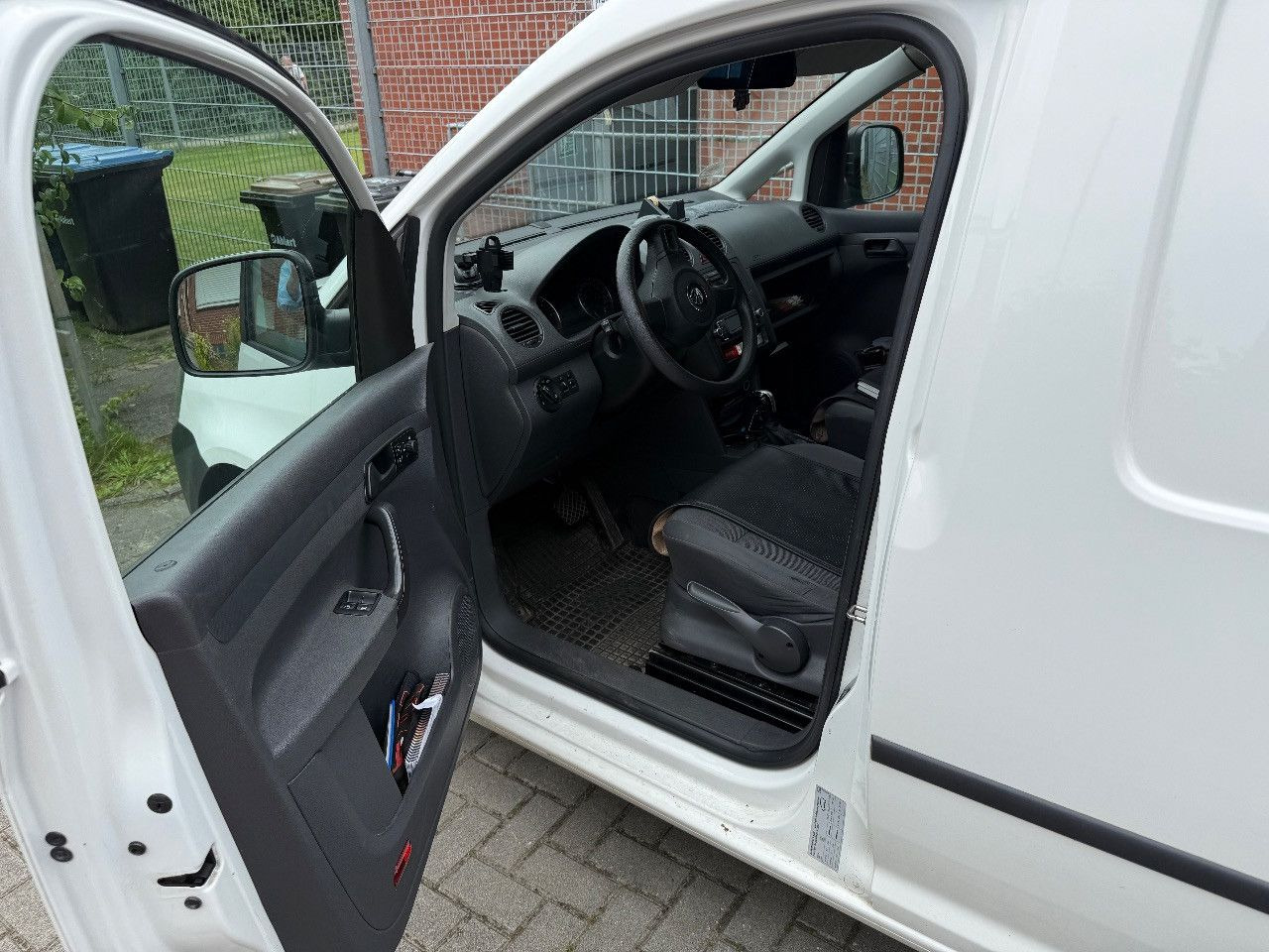 Volkswagen Caddy Maxi Kasten/Kombi Maxi DSG KLIMA AHK - Pasažieru furgons: foto 5 Volkswagen Caddy Maxi Kasten/Kombi Maxi DSG KLIMA AHK - Pasažieru furgons: foto 5