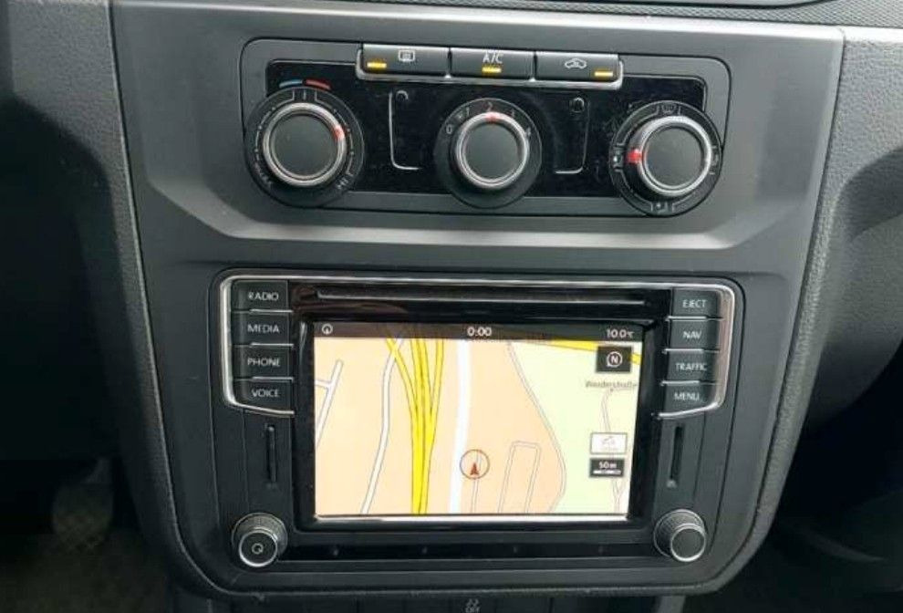 Volkswagen Caddy Nfz Kasten 4Motion 4x4 Klima - Pasažieru furgons: foto 2 Volkswagen Caddy Nfz Kasten 4Motion 4x4 Klima - Pasažieru furgons: foto 2