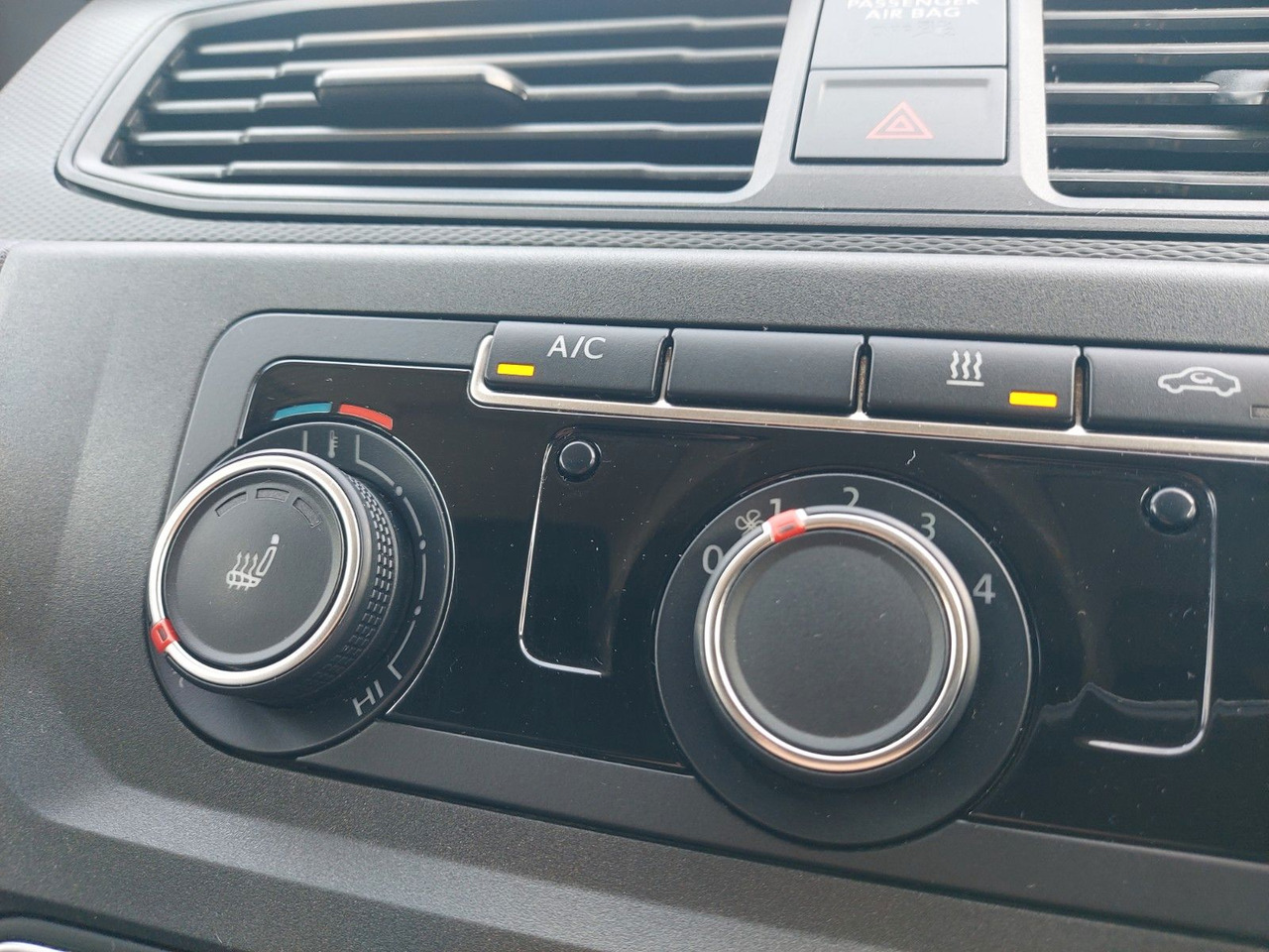 Volkswagen Caddy Nfz Kasten BMT 4Motion Navi Klima Standhei - Pasažieru furgons: foto 2 Volkswagen Caddy Nfz Kasten BMT 4Motion Navi Klima Standhei - Pasažieru furgons: foto 2