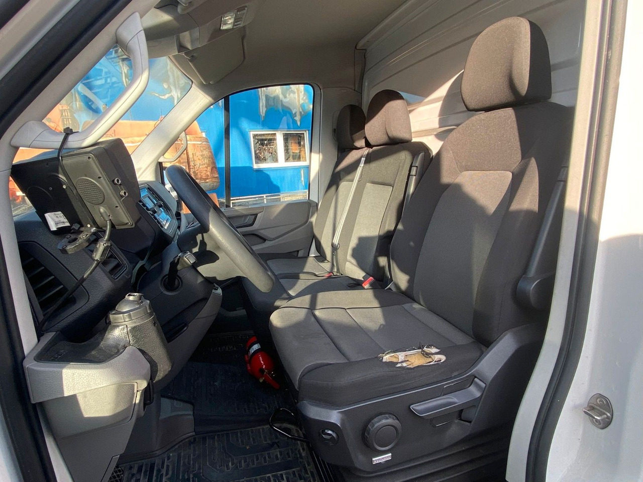 Furgons ar slēgtā virsbūve Volkswagen Crafter Pritsche Koffer 35 lang Bär LBW 750: foto 10