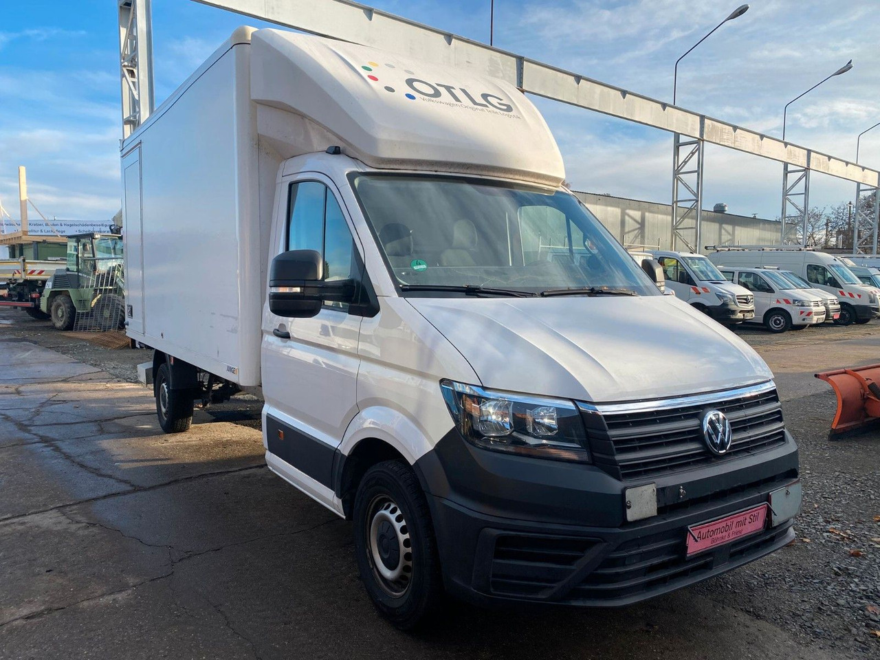 Volkswagen Crafter Pritsche Koffer 35 lang Bär LBW 750 - Furgons ar slēgtā virsbūve: foto 2 Volkswagen Crafter Pritsche Koffer 35 lang Bär LBW 750 - Furgons ar slēgtā virsbūve: foto 2