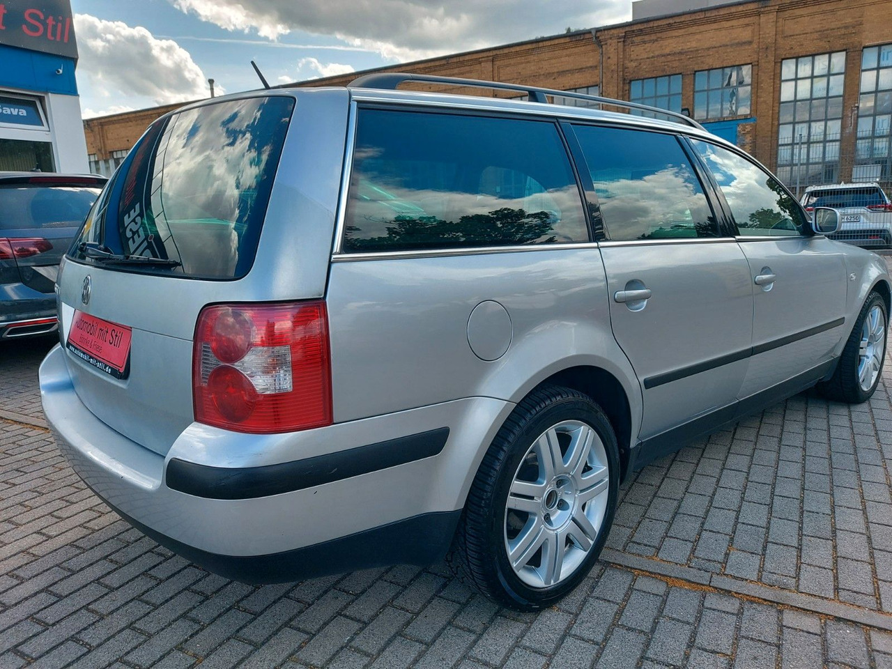 Volkswagen Passat Variant Family Klima Sitzheizung - Vieglā automašīna: foto 4 Volkswagen Passat Variant Family Klima Sitzheizung - Vieglā automašīna: foto 4