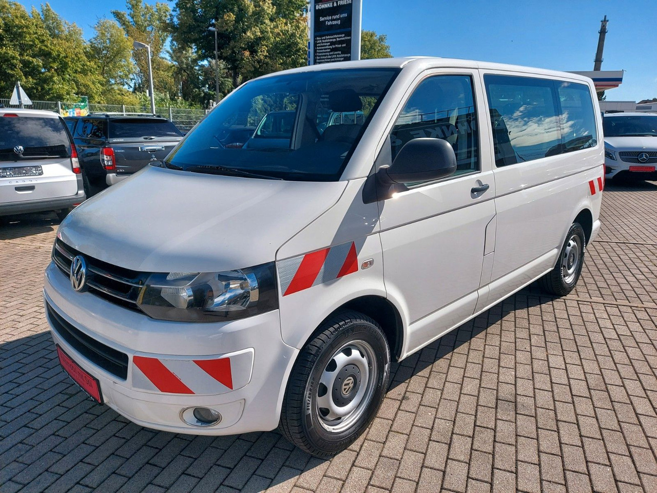 Volkswagen T5 Multivan Bus Klima Standheizung - Pasažieru furgons: foto 5 Volkswagen T5 Multivan Bus Klima Standheizung - Pasažieru furgons: foto 5