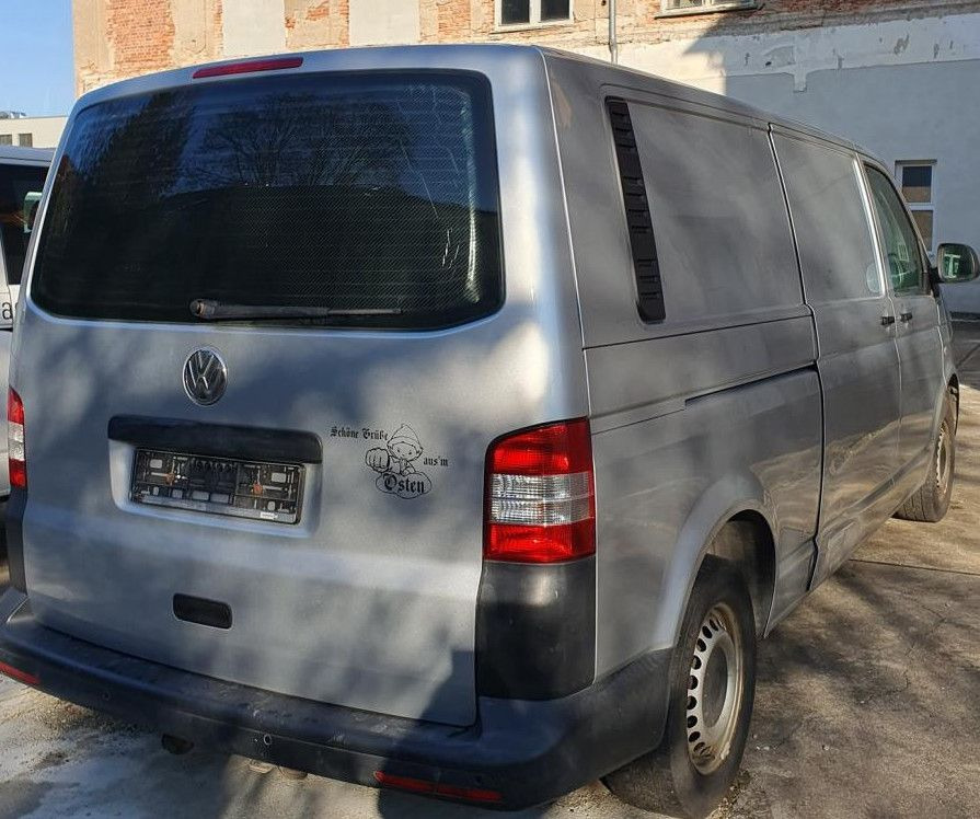 Volkswagen T5 Transporter Kasten-Kombi Lang KLIMA - Pasažieru furgons: foto 5 Volkswagen T5 Transporter Kasten-Kombi Lang KLIMA - Pasažieru furgons: foto 5