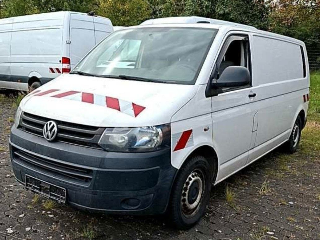 Volkswagen T5 Transporter Kasten Kombi lang 4Motion - Pasažieru furgons: foto 2 Volkswagen T5 Transporter Kasten Kombi lang 4Motion - Pasažieru furgons: foto 2