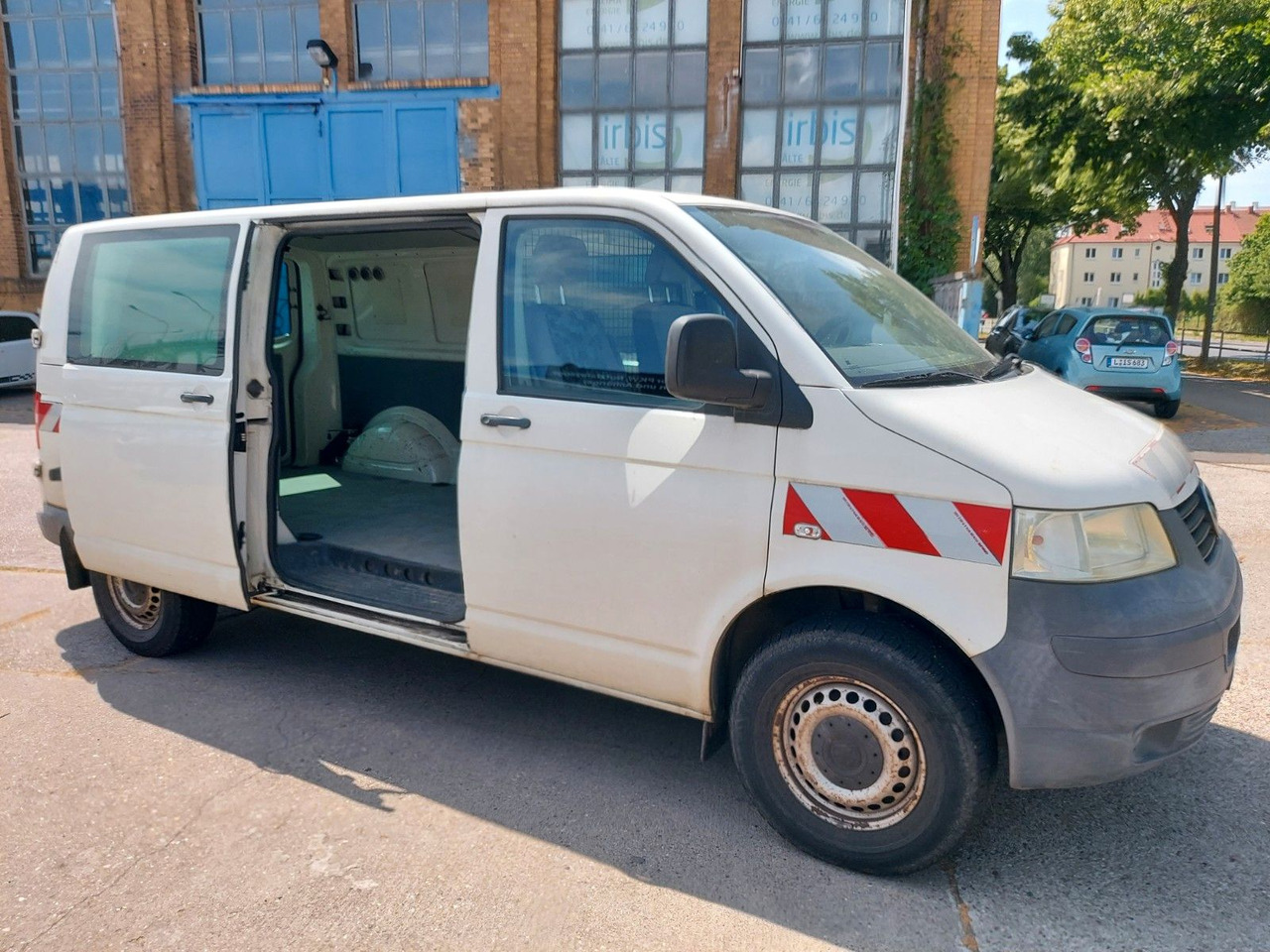 Volkswagen T5 Transporter Kombi Kasten 4Motion lang - Pasažieru furgons: foto 1 Volkswagen T5 Transporter Kombi Kasten 4Motion lang - Pasažieru furgons: foto 1