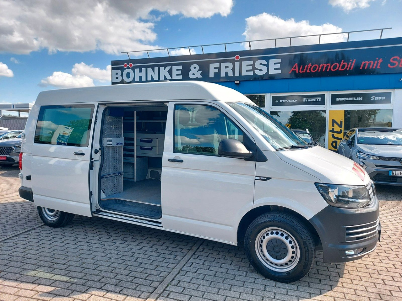 Volkswagen T6 Transporter Kasten Kombi Mittel hoch 4x4 - Pasažieru furgons: foto 1 Volkswagen T6 Transporter Kasten Kombi Mittel hoch 4x4 - Pasažieru furgons: foto 1