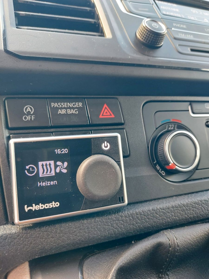 Volkswagen T6 Transporter Kasten Kombi Mittel hoch 4x4 - Pasažieru furgons: foto 2 Volkswagen T6 Transporter Kasten Kombi Mittel hoch 4x4 - Pasažieru furgons: foto 2